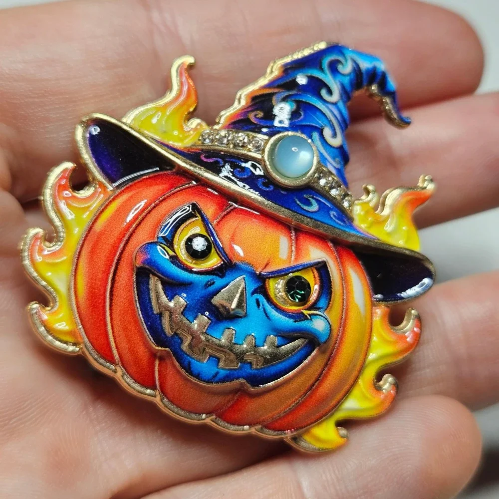 Pumpkin Wizard Brooch Pin Unisex OS Orange Blue Enamel Halloween Goth